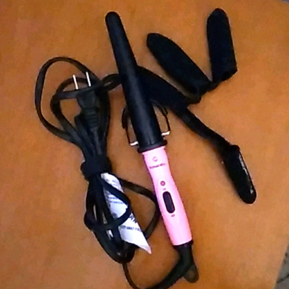 Plugged Curling Wand